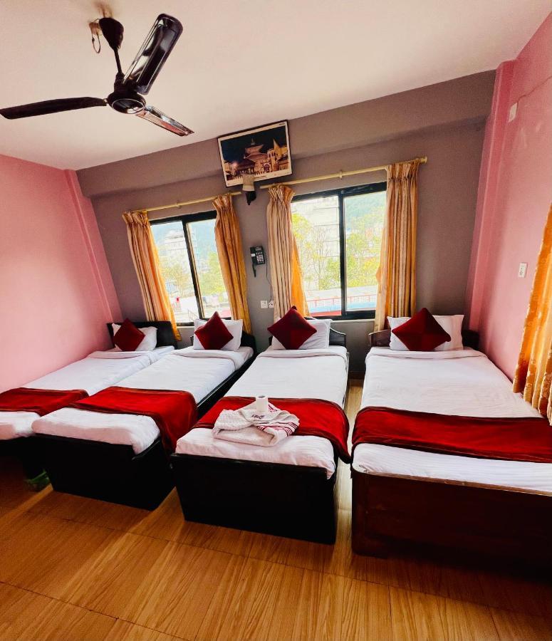 Hotel Donosti Pokhara Eksteriør bilde