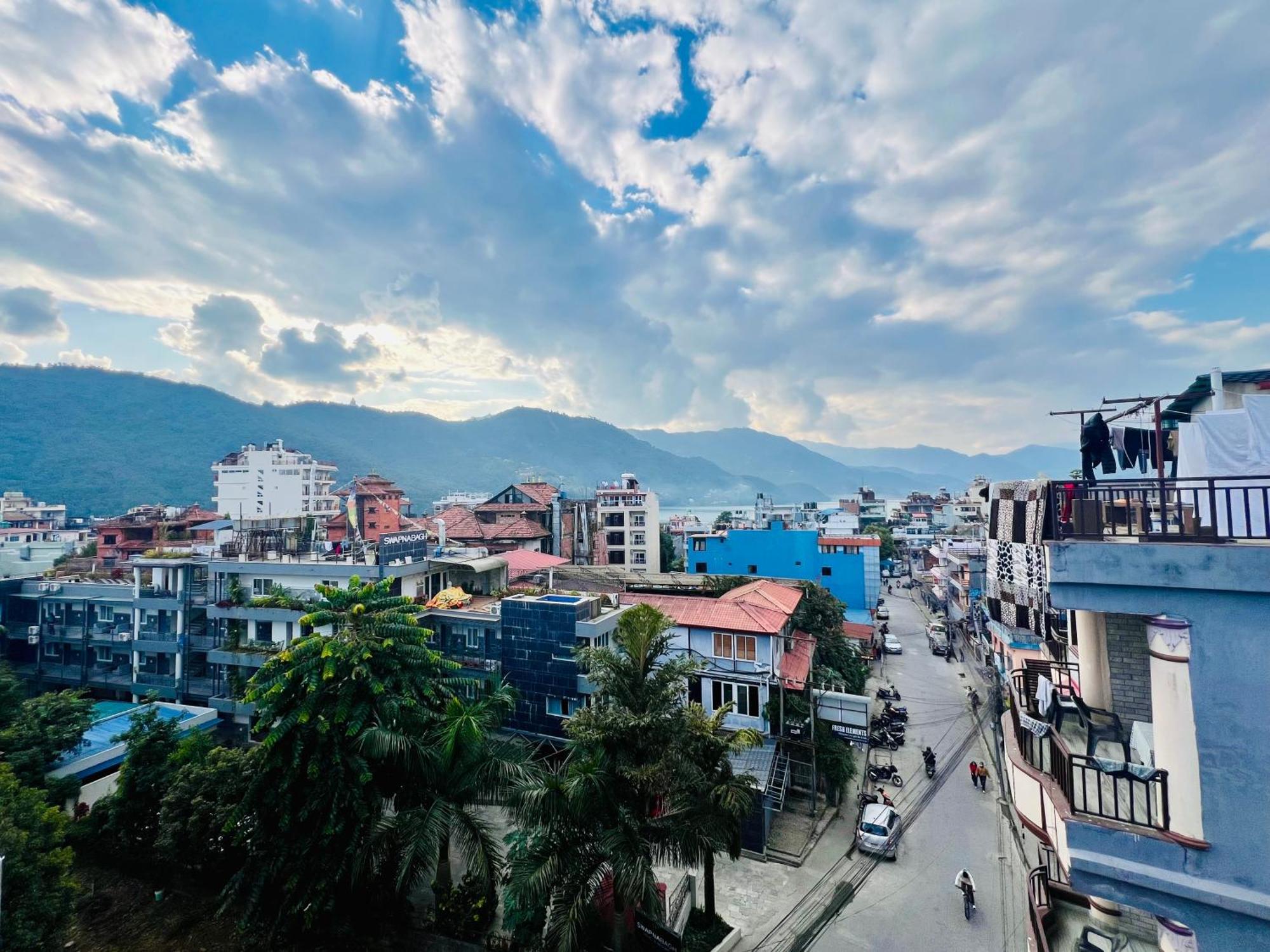 Hotel Donosti Pokhara Eksteriør bilde
